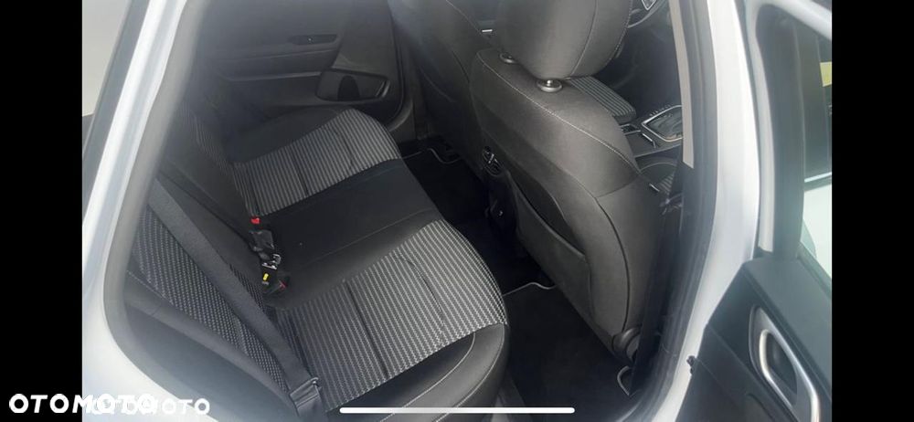 Kia Ceed 1.5 T-GDI DCT7 (48V M-H) Ultimate Edition - 27