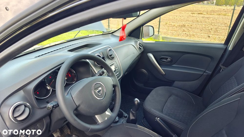 Dacia Sandero 1.2 16V Laureate EU6 - 7