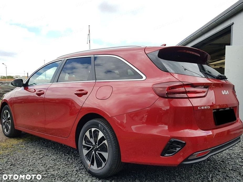 Kia Ceed 1.5 T-GDI M DCT - 4