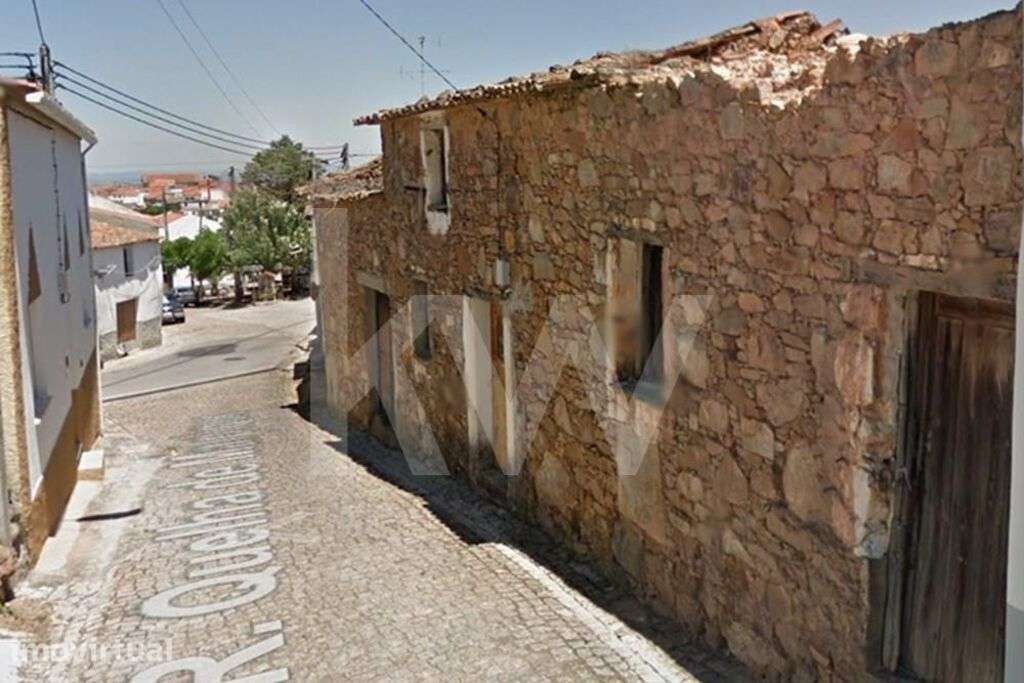 Moradia com lougradouro na Aldeia Histórica Monforte da Beira - Castel - Grande imagem: 2/7