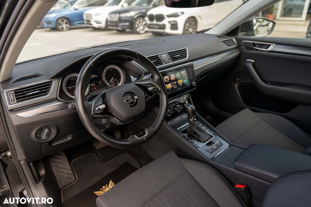 Skoda Superb 2.0 TDI DSG Sportline - 6
