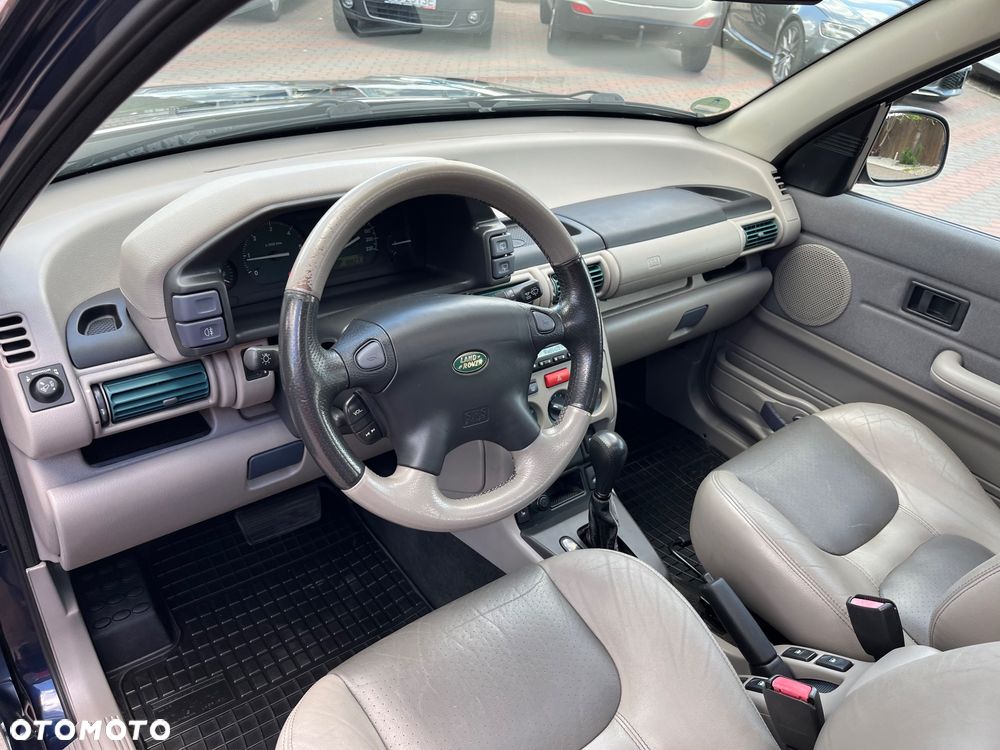 Land Rover Freelander - 25