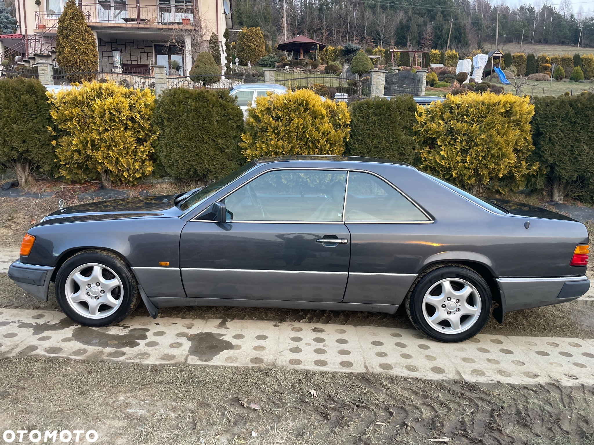 Mercedes-Benz W124 (1984-1993) - 10