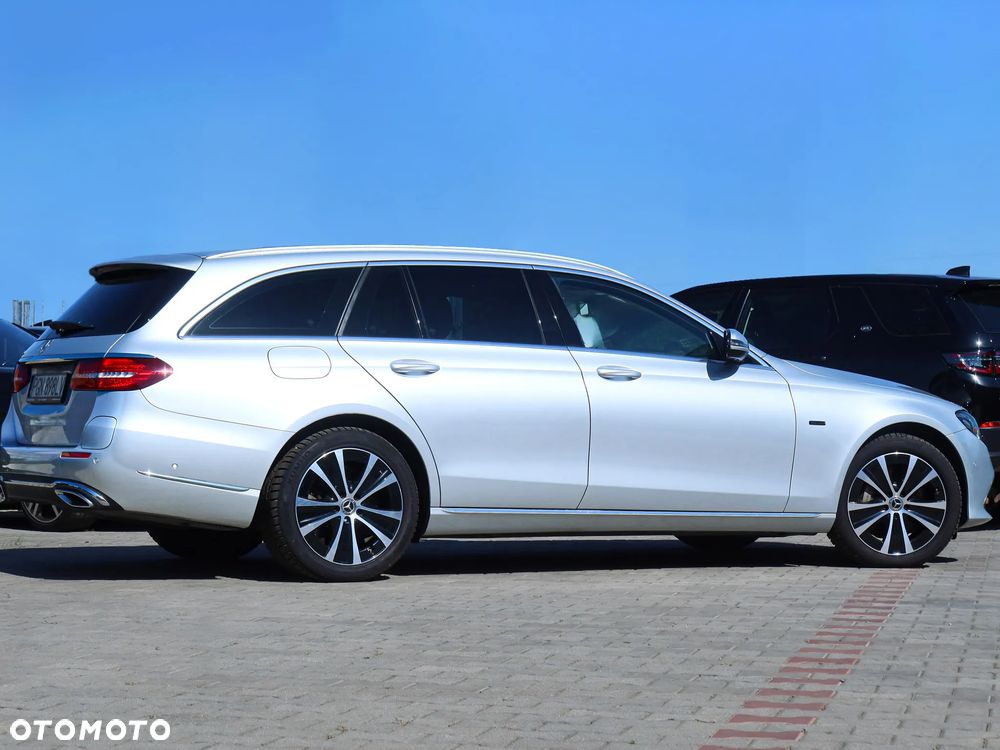 Mercedes-Benz Klasa E 300 de 9G-TRONIC Exclusive - 9