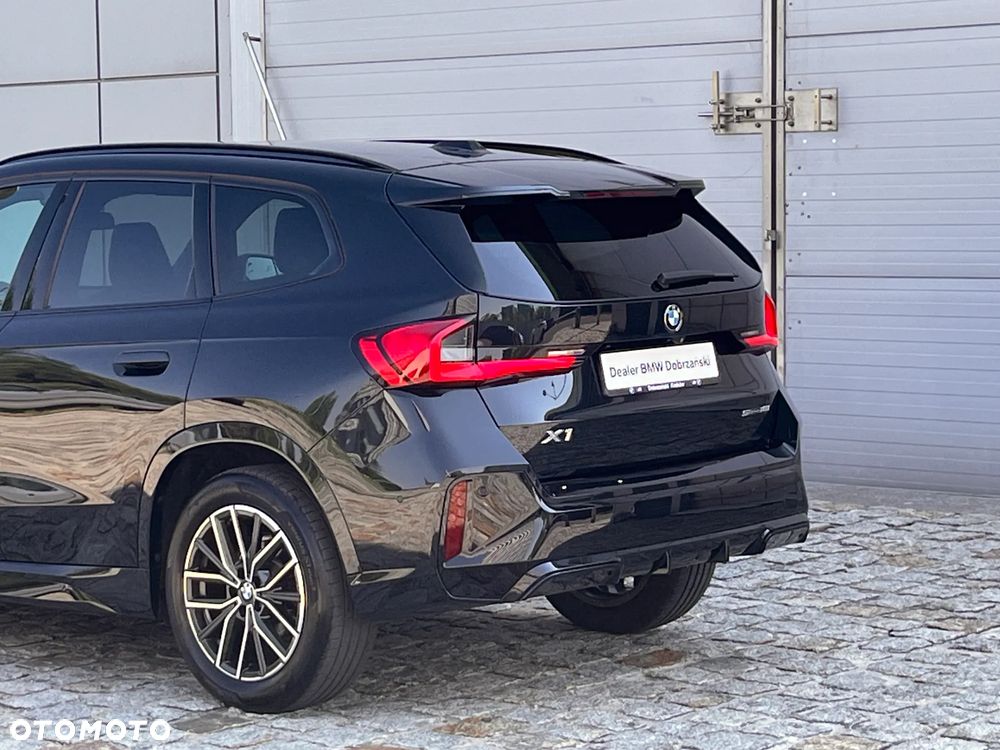 BMW X1 sDrive18i - 10