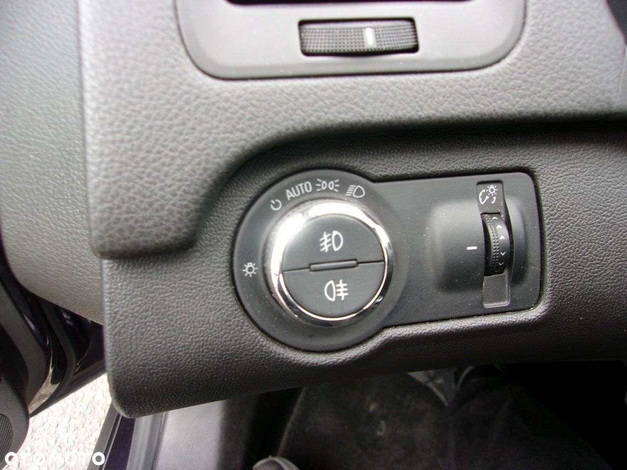 Opel Insignia 1.6 T Sport - 17