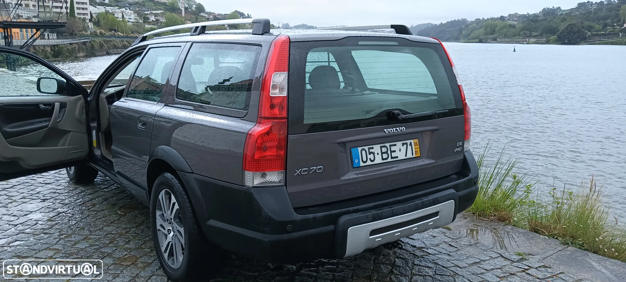 Volvo XC 70 2.4 D5 Nivel 3 - 11
