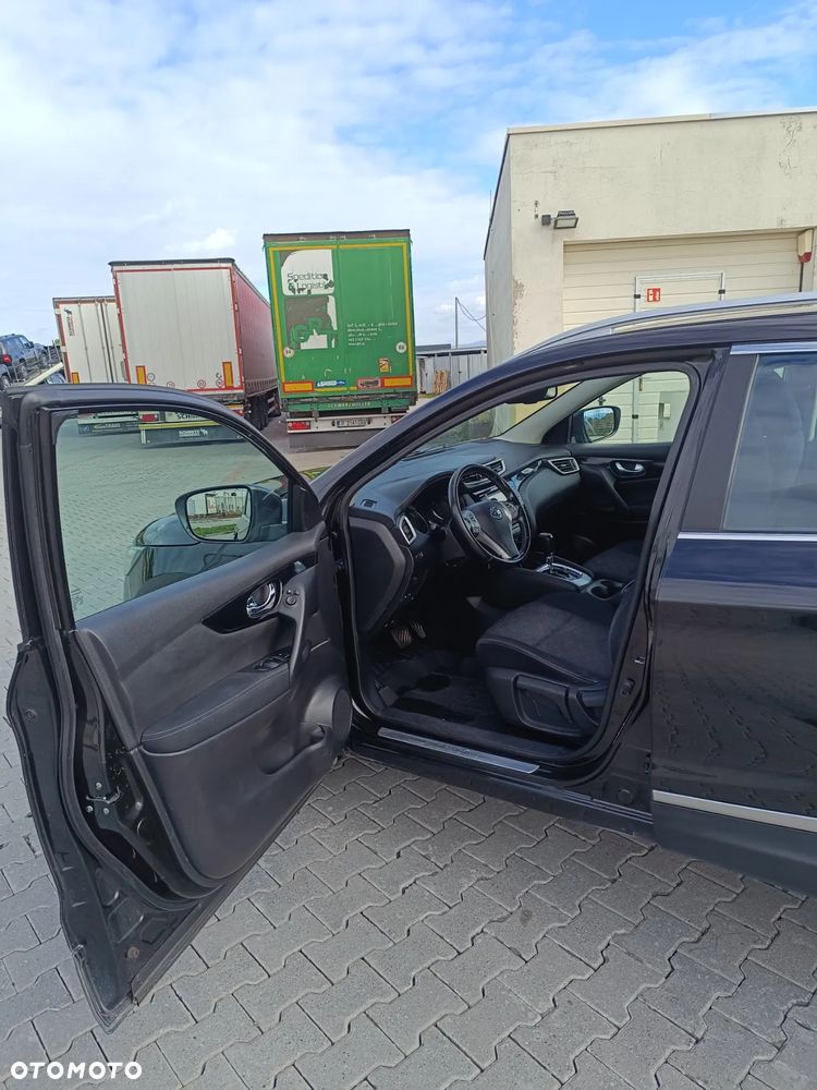 Nissan Qashqai 1.6 DCi N-Connecta Xtronic EU6 - 11