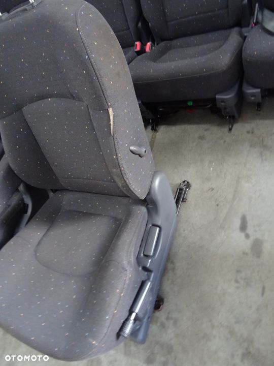 FOTEL FOTELE KANAPA HYUNDAI TRAJET 99-04 NR352 - 9