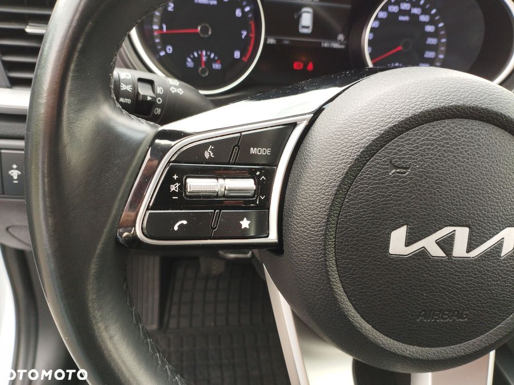 Kia Ceed 1.5 T-GDI M - 25