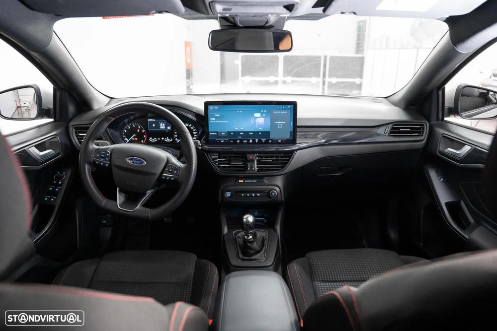 Ford Focus 1.0 EcoBoost MHEV ST-Line - 10