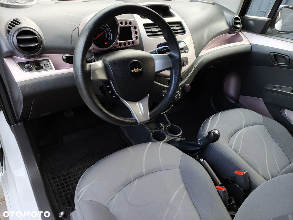 Chevrolet Spark 1.2 LS+ - 33