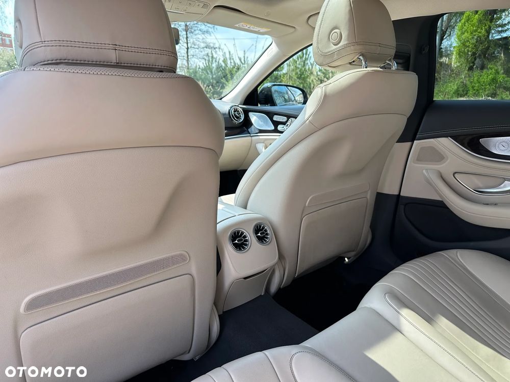 Mercedes-Benz CLS - 13