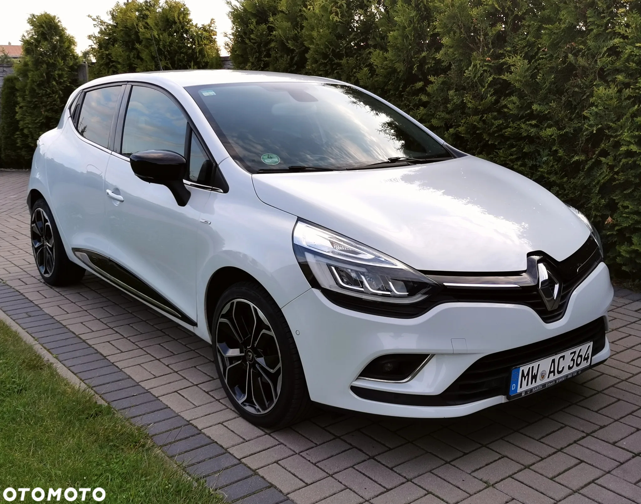Renault Clio (Energy) TCe 90 Bose Edition - 4
