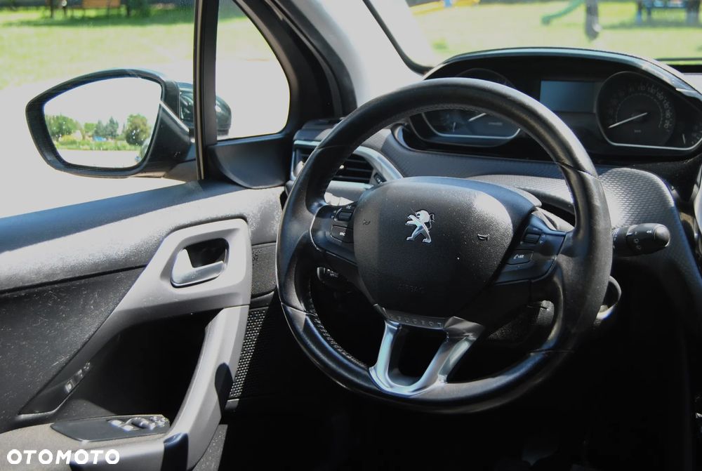 Peugeot 2008 - 10