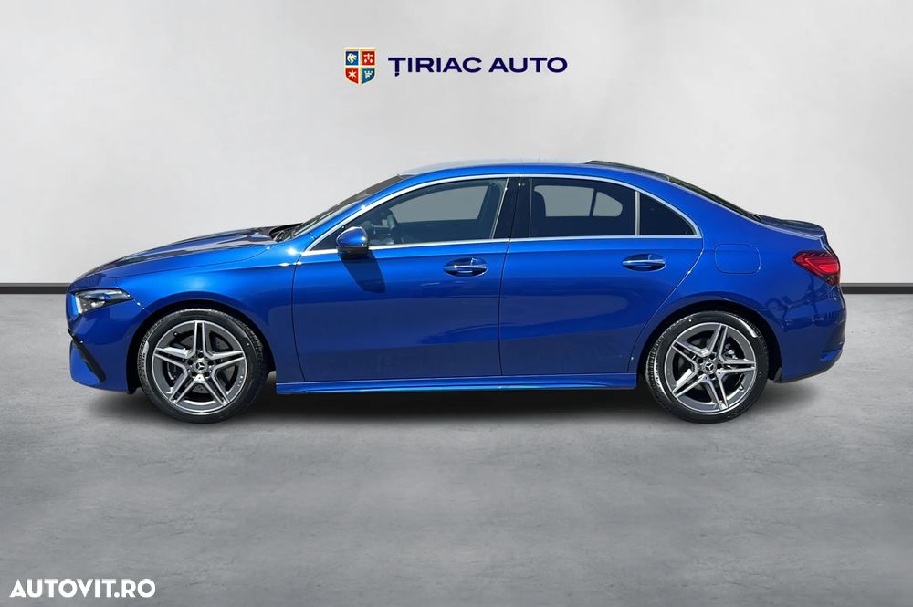 Mercedes-Benz A 220 4MATIC MHEV 8G-DCT - 2