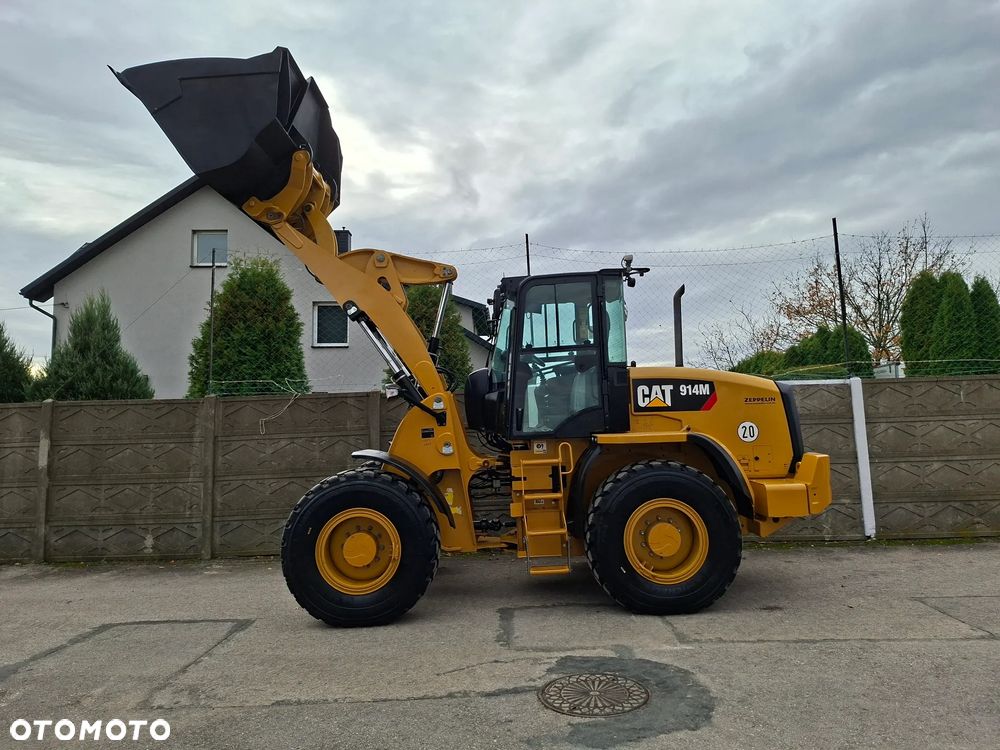 Caterpillar CAT 914 M - 16