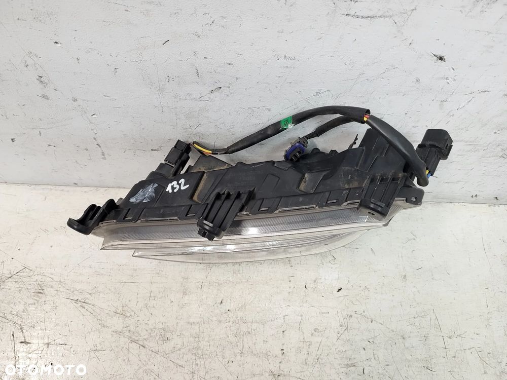 Hyundai Santa Fe III lift Halogen prawy LED DRL - 2