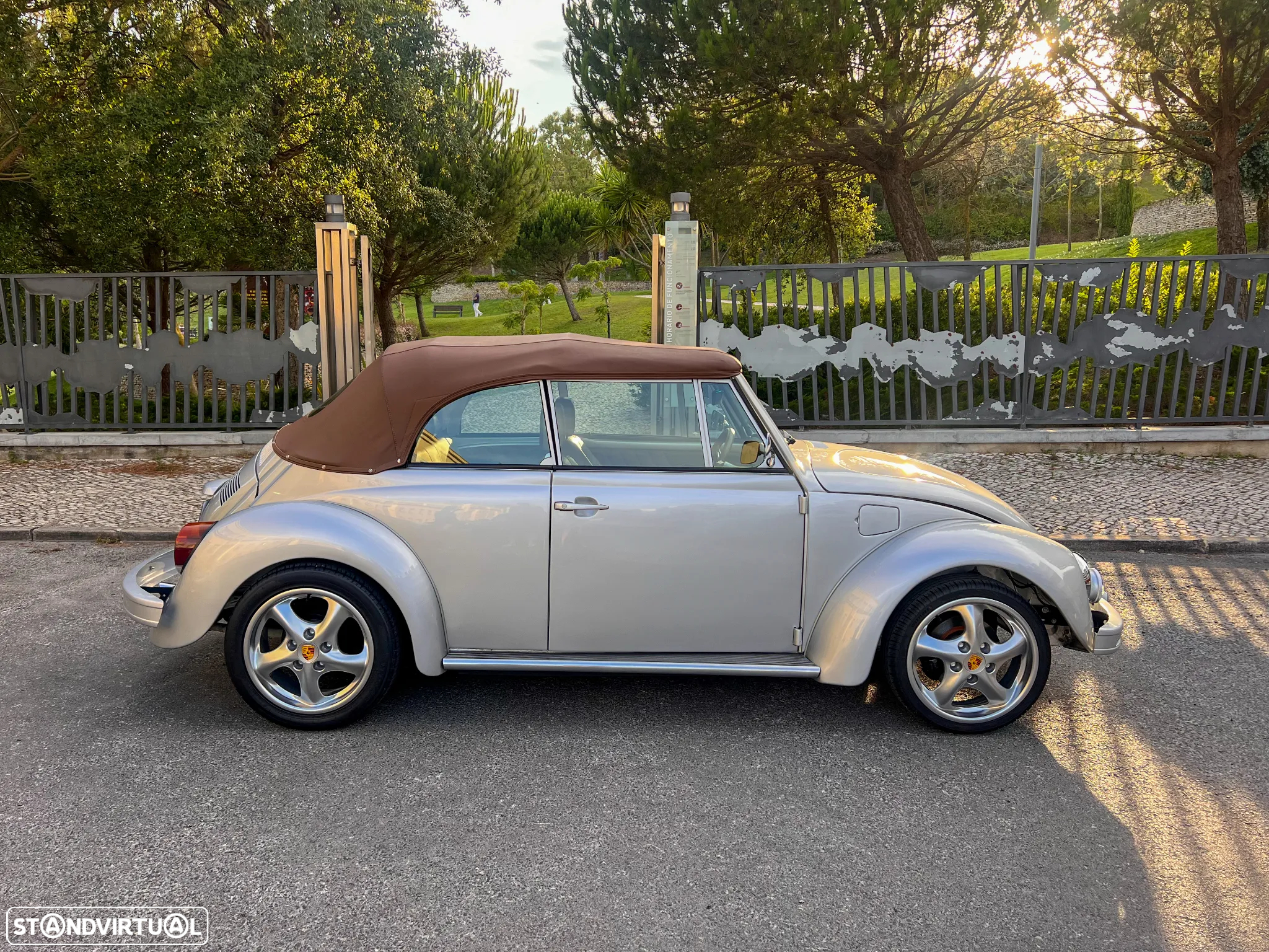 VW Carocha Cabrio - 8