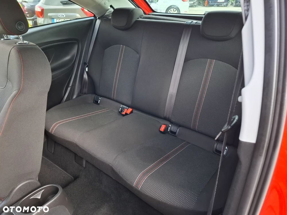 Opel Corsa 1.2 Cosmo - 36