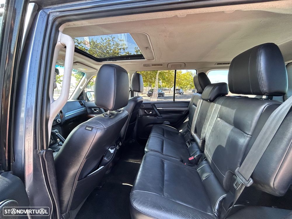 Mitsubishi Pajero 3.2 DI-D Auto Instyle - 15