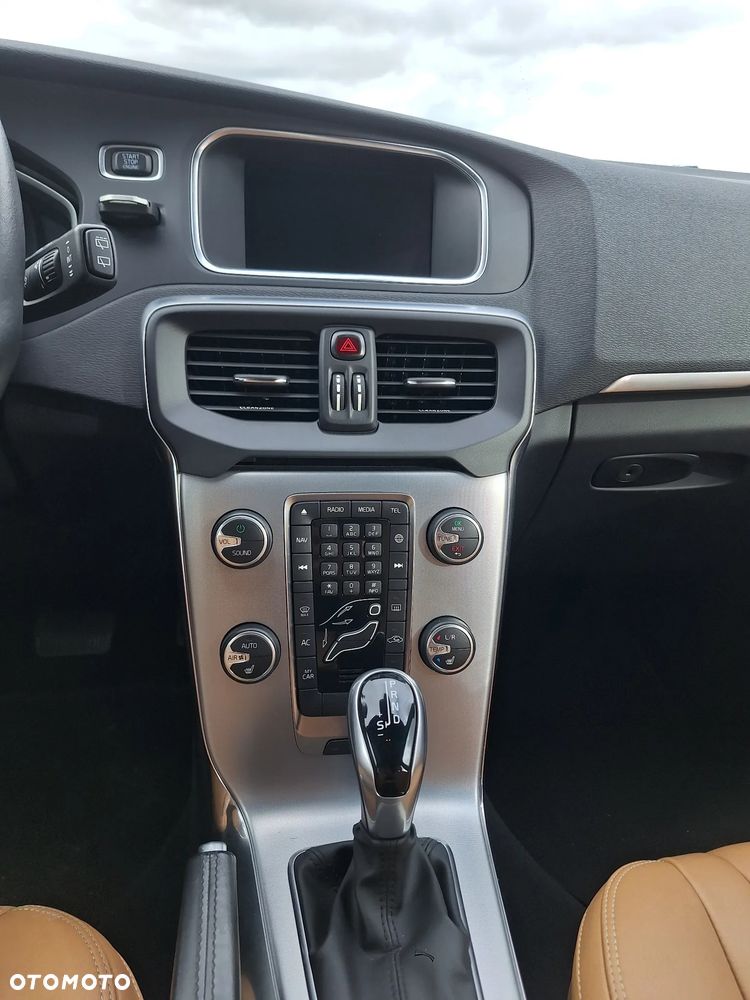 Volvo V40 D2 Drive-E Inscription - 13