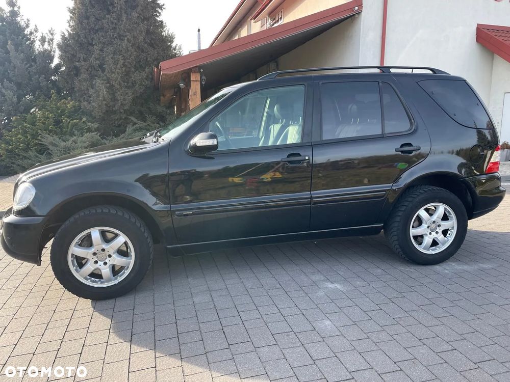 Mercedes-Benz ML - 4