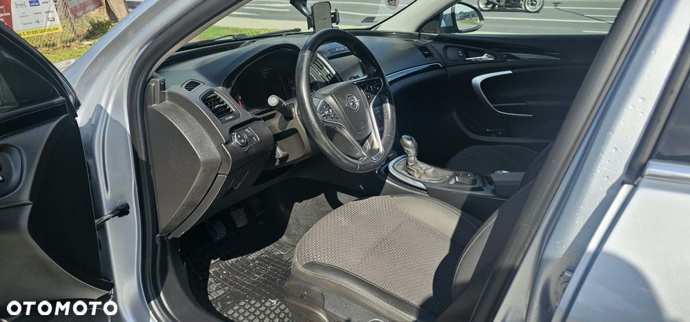 Opel Insignia - 16