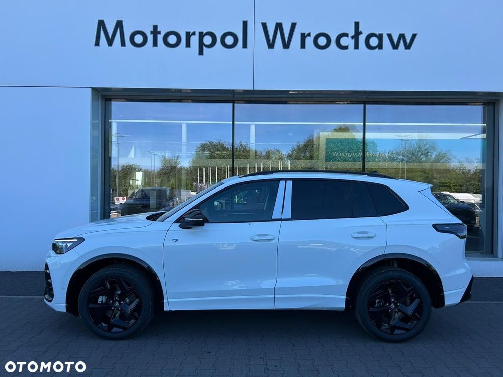 Volkswagen Tiguan - 4