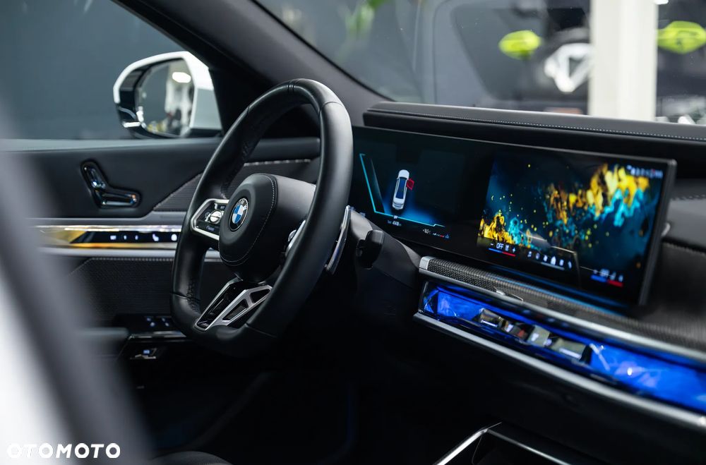 BMW Seria 7 740d xDrive sport - 28