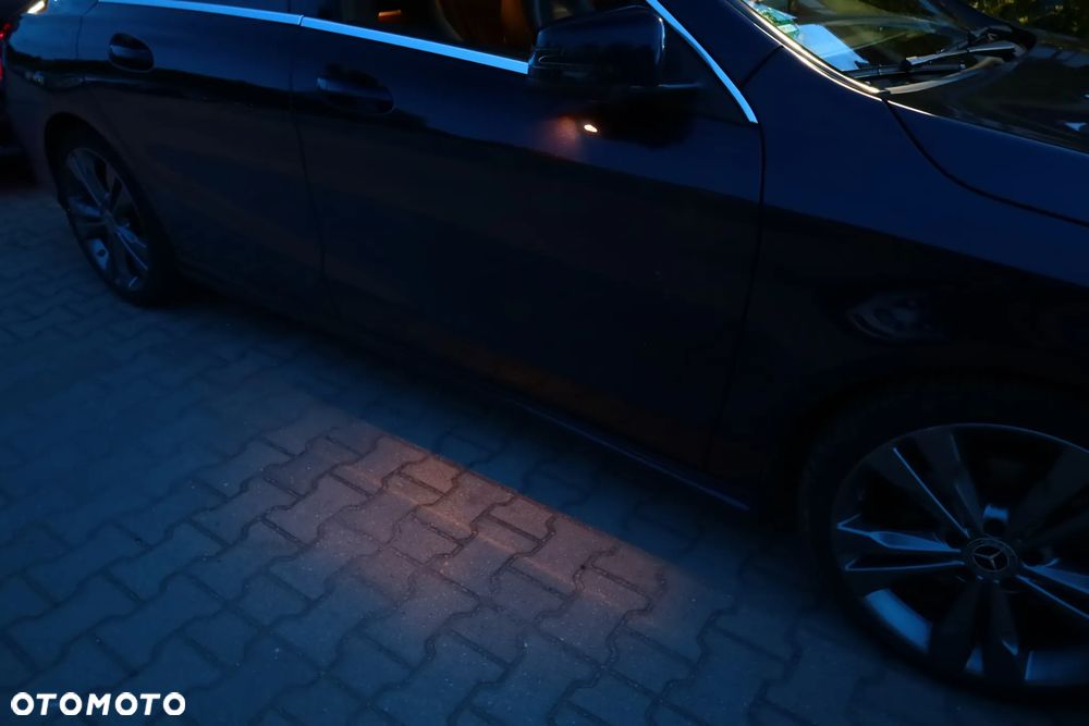 Mercedes-Benz CLA 180 7G-DCT Peak Edition - 40