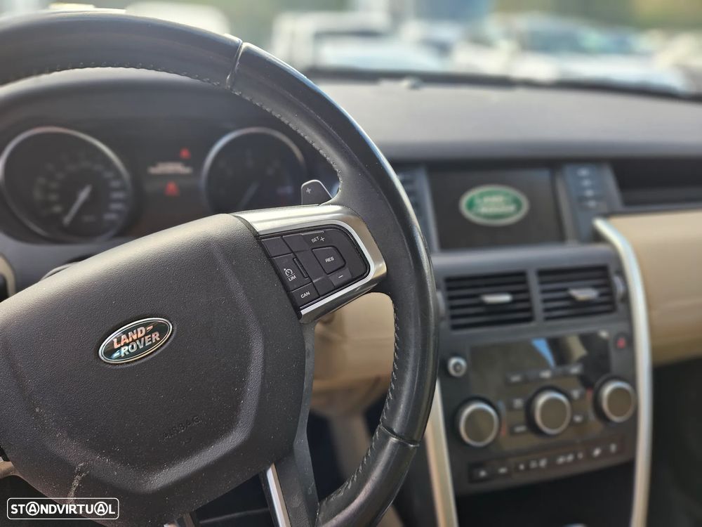 Land Rover Discovery Sport 2.0 TD4 HSE Auto - 8