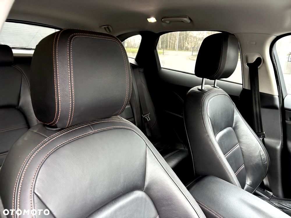 Jaguar F-Pace 2.0 i4D AWD Prestige - 13