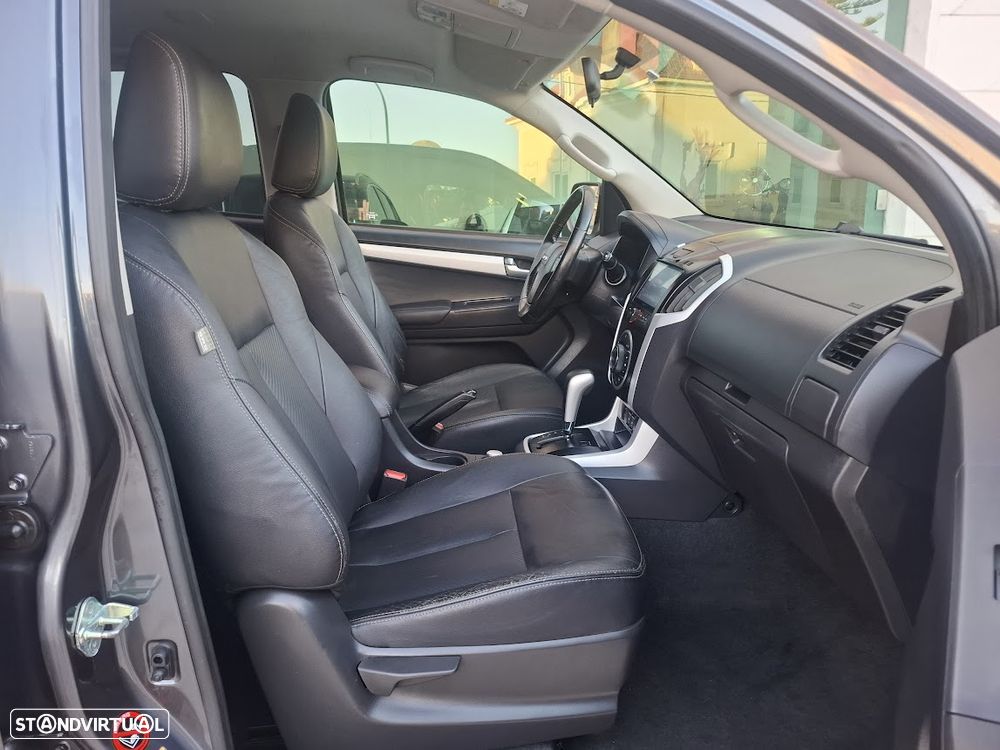 Isuzu D-Max 4x4 Cabine Dupla Auto Premium - 38