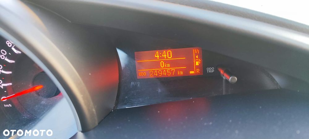 Toyota Verso 2.0 D-4D Active 7os - 32