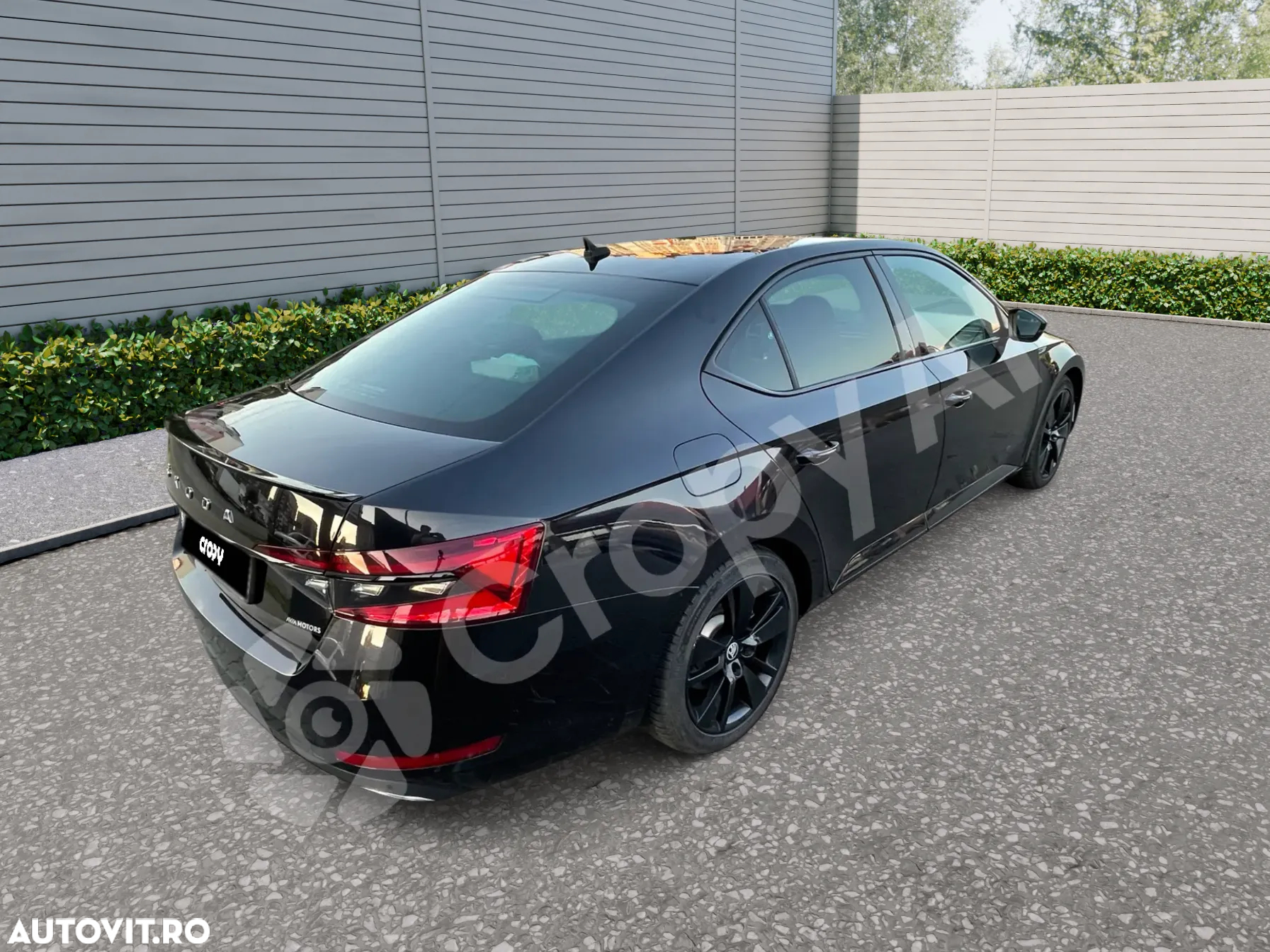 Skoda Superb 2.0 TDI DSG Sportline - 4