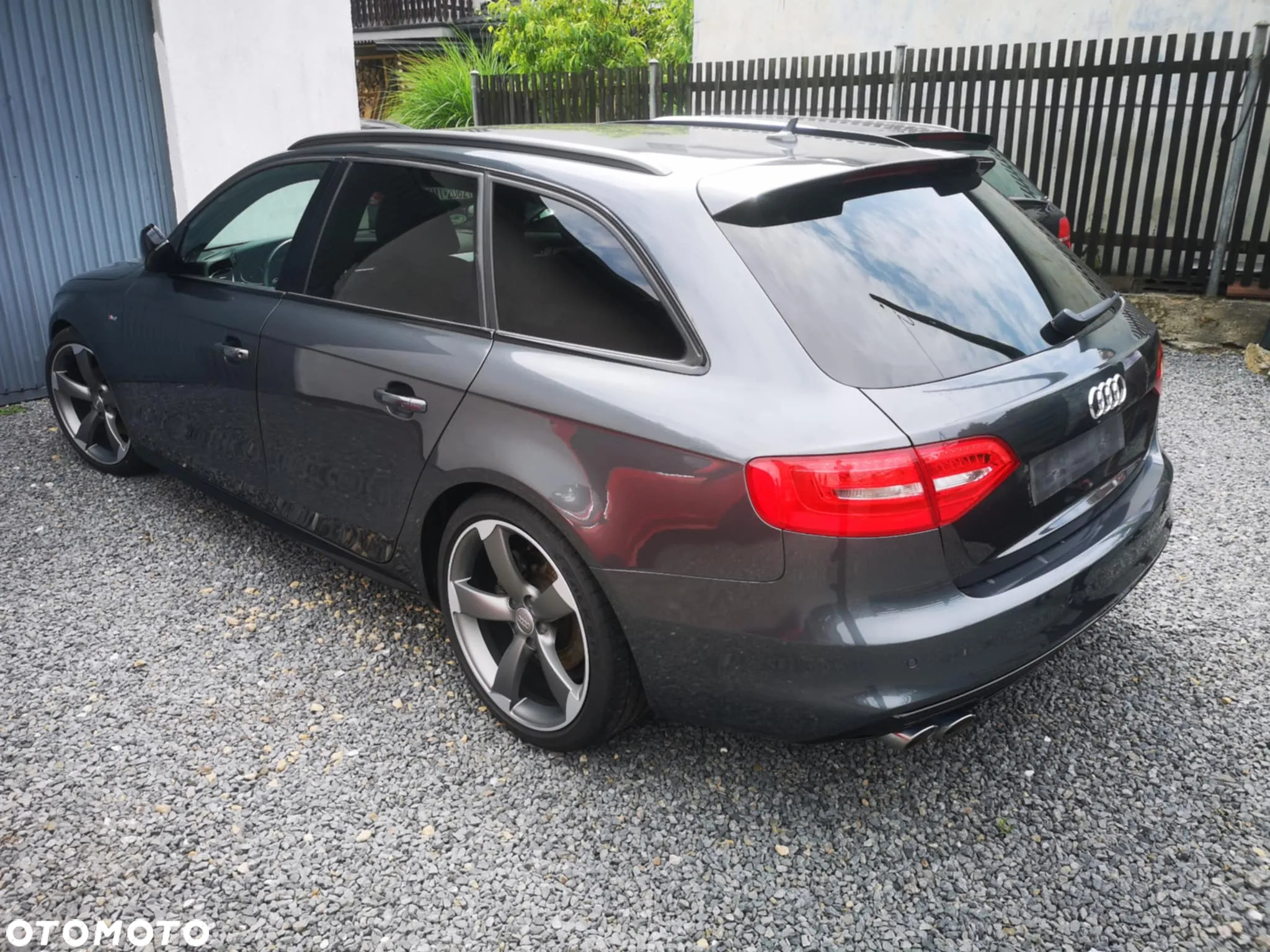 Audi A4 Avant 2.0 TDI DPF clean diesel S line Sportpaket - 2