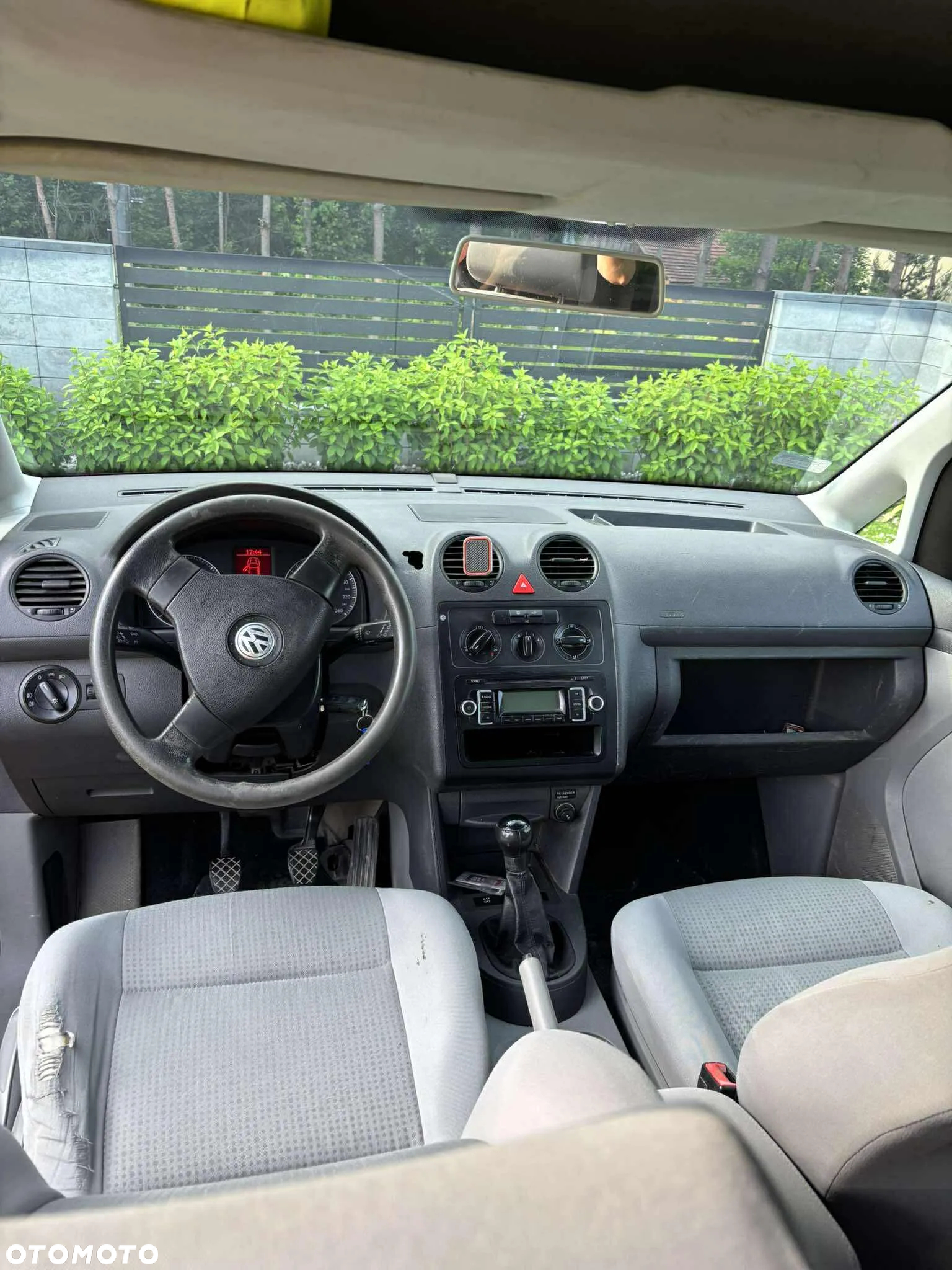 Volkswagen Caddy 1.9 TDI Life BlueMotion - 4