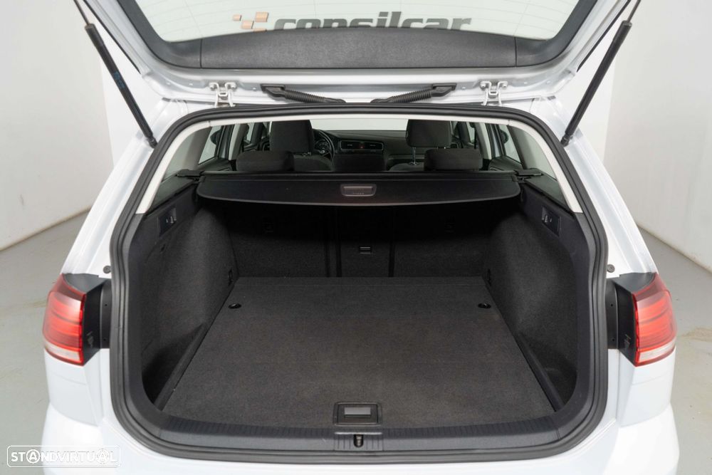 VW Golf Variant 1.6 TDi Confortline - 14