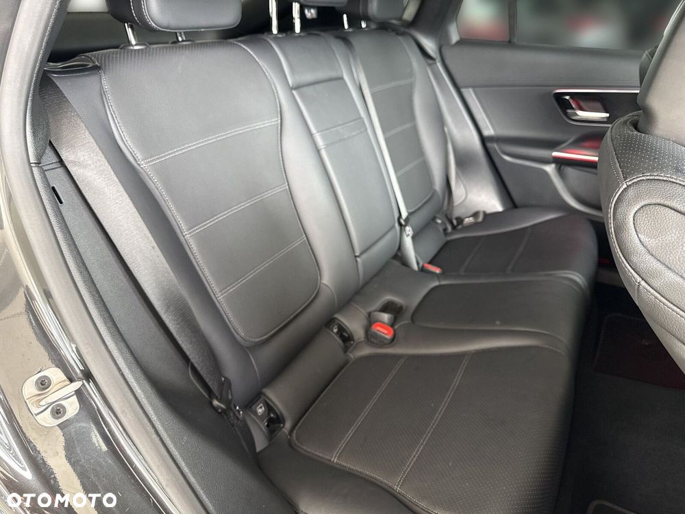 Mercedes-Benz GLC - 23