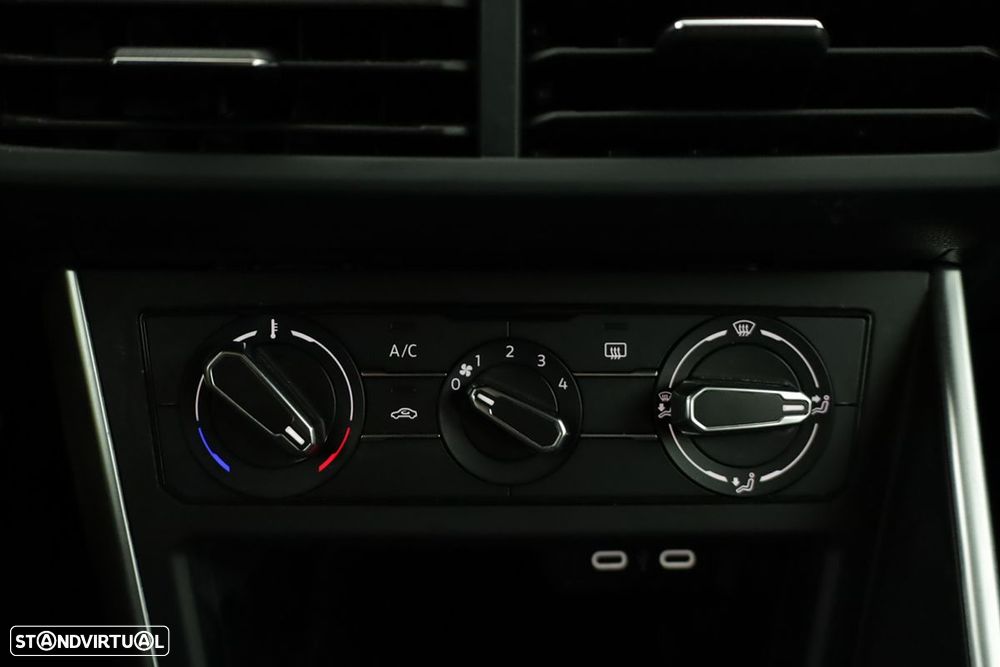 VW Polo 1.0 TSI Urban - 12