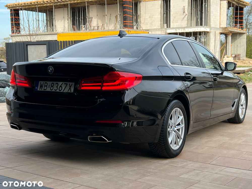 BMW Seria 5 520d xDrive Luxury Line sport - 10