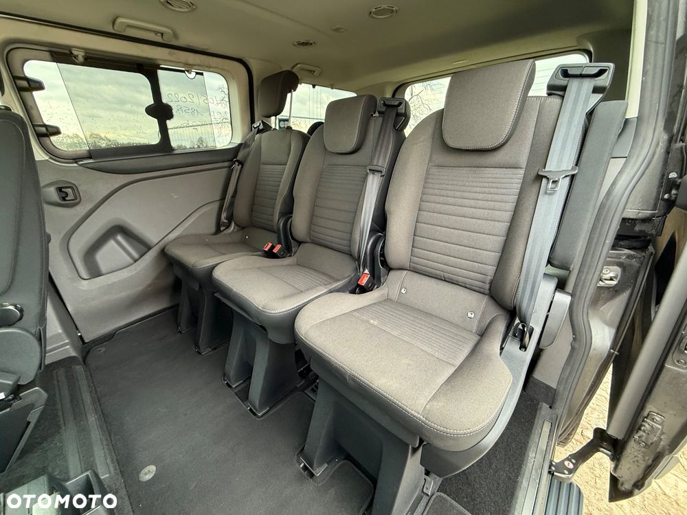 Ford Tourneo Custom 320 L1H1 VA Autm Titanium - 20