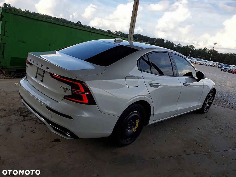 Volvo S60 - 5