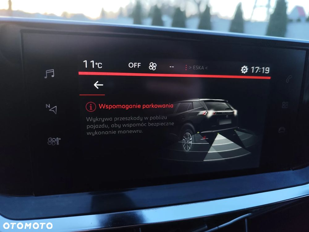 Peugeot 2008 1.2 PureTech GT Line S&S - 32