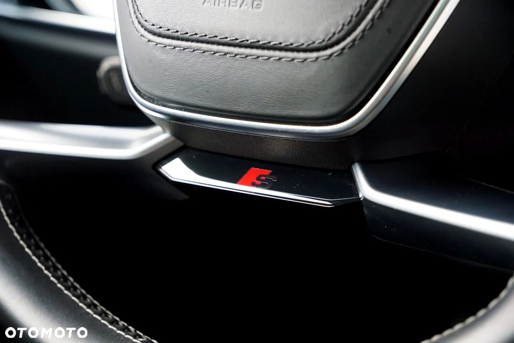 Audi S8 TFSI quattro tiptronic - 34