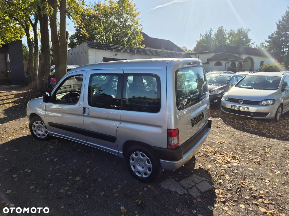 Peugeot Partner - 8