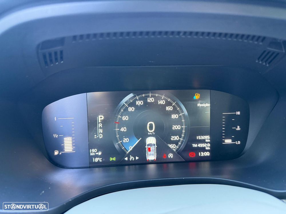 Volvo XC 60 2.0 D4 Momentum AWD Geartronic - 3