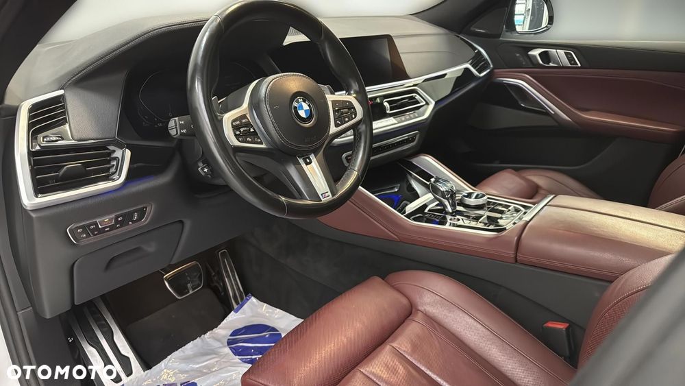 BMW X6 xDrive40d mHEV - 9