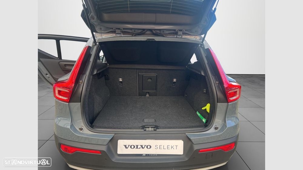 Volvo XC 40 1.5 T3 Momentum Geartronic - 15